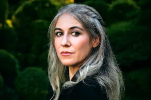 JG Brasseur撮影、フランスのシンガー・AUDEの公式シングルジャケット(Spotify & Apple Music) JG Brasseurが東京で撮影したフランスのシンガーAUDEの公式シングルジャケット写真。SpotifyやApple Musicなどのストリーミングプラットフォームで使用。